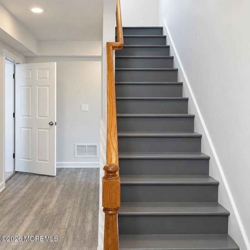 42 W Shore St - Photo 2 of 18