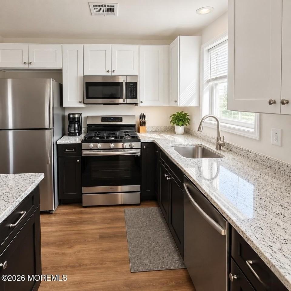 42 W Shore St - Photo 7 of 18