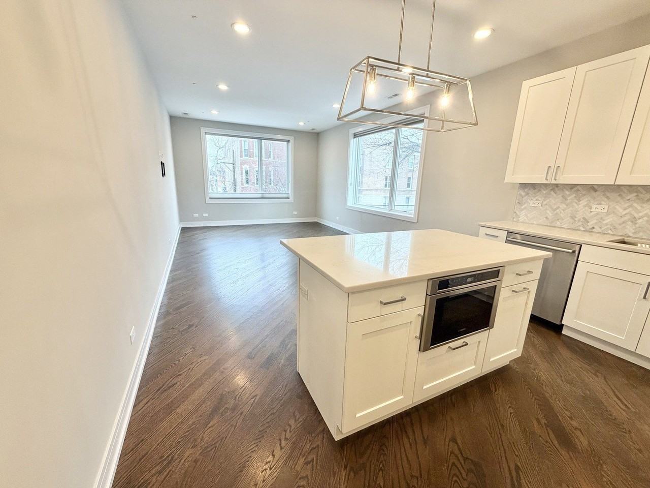 2303 W Wilcox St #2S - Photo 4 of 17