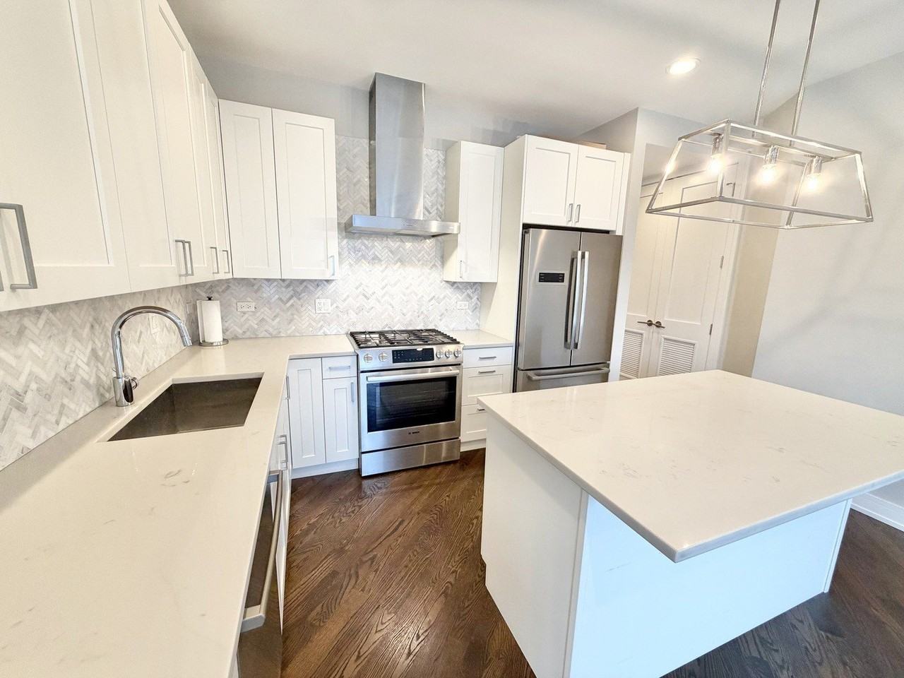 2303 W Wilcox St #2S - Photo 6 of 17