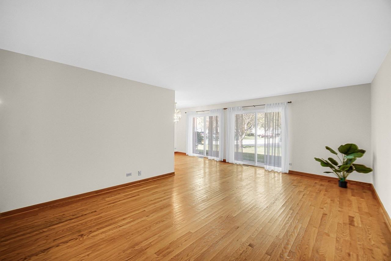 235 Blossom Ct #235 - Photo 5 of 21