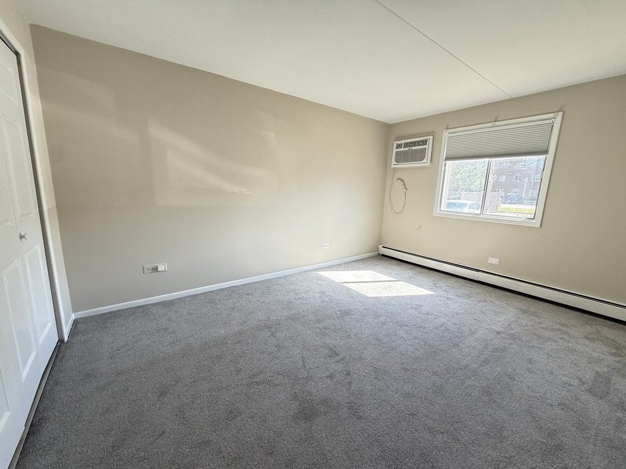 5330 Waterbury Dr #1602 - Photo 7 of 12