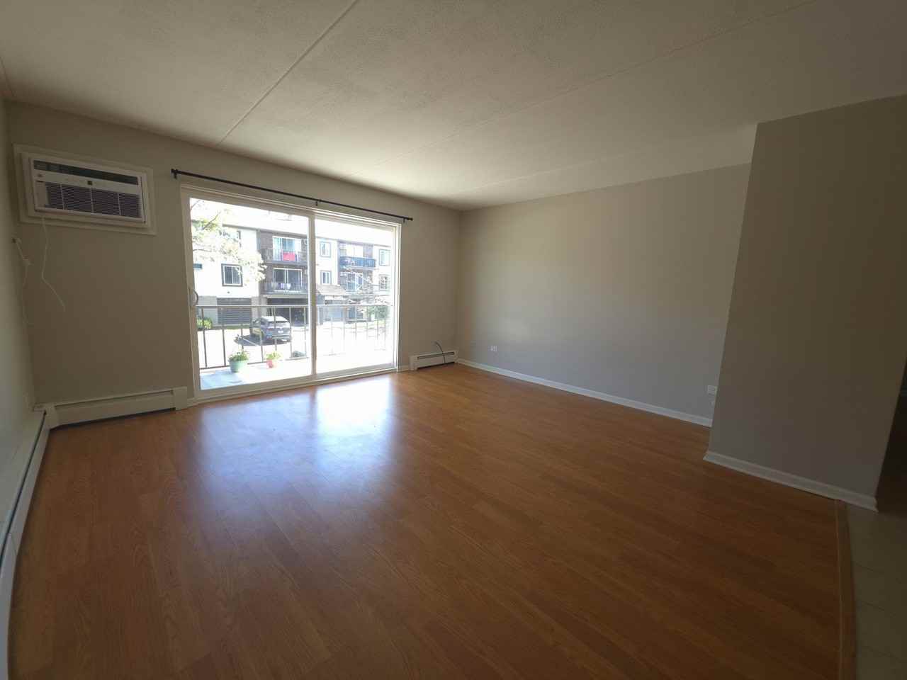 1674 Kiowa Dr #101 - Photo 6 of 10