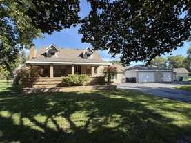 11407 S Avon Ave - Photo 1 of 1