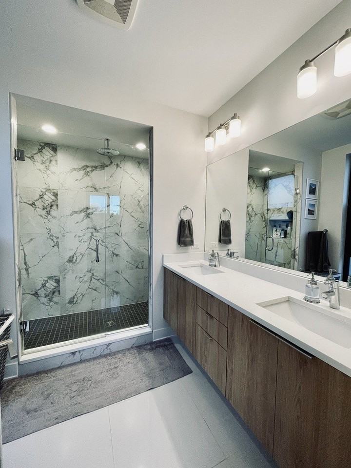 3644 W Belmont Ave #2 - Photo 7 of 17