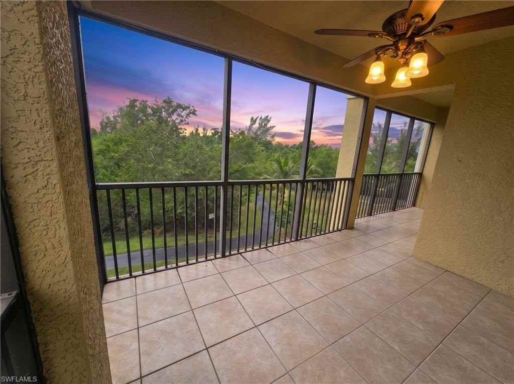 10080 Lake Cove Dr #202 - Photo 4 of 35