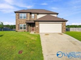 featured image of 102 Pulley Ln