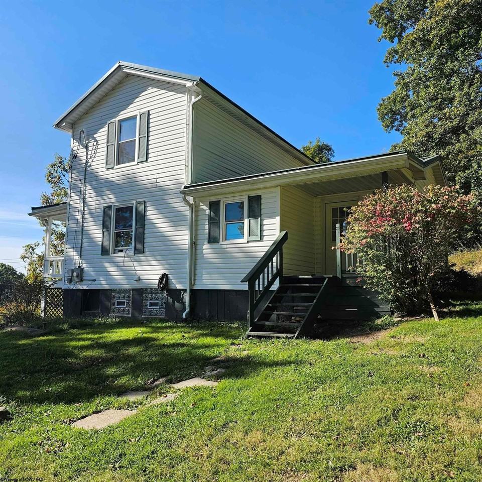 91 Cales Rd - Photo 2 of 13