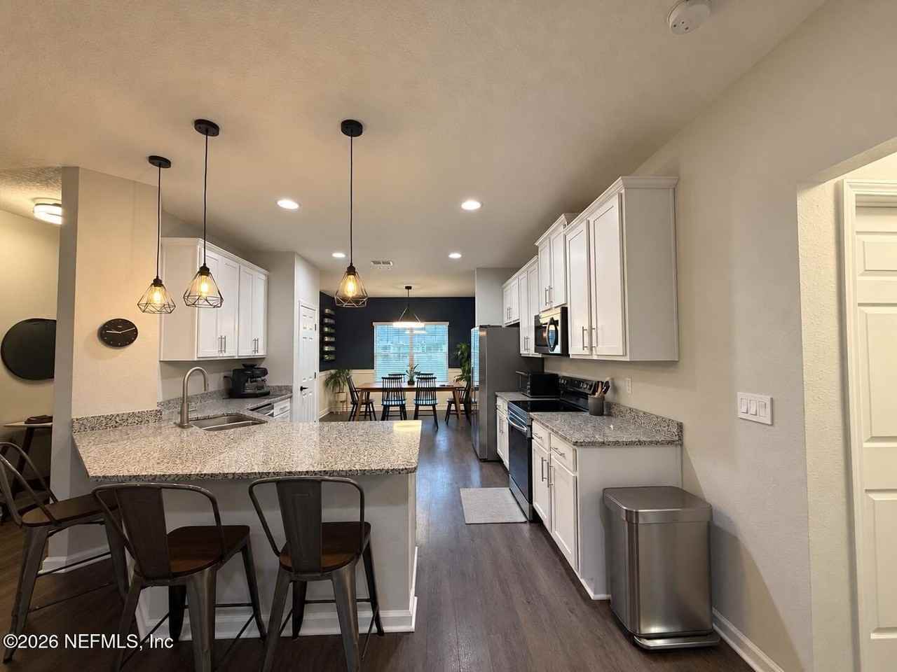 1129 Makua Ave S - Photo 5 of 21
