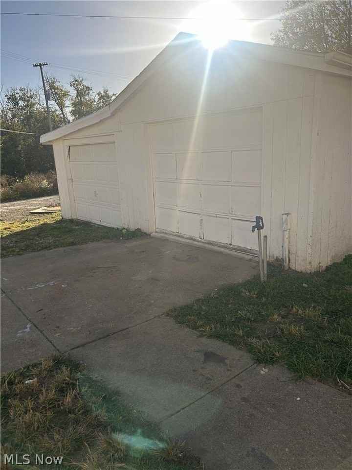 11978 Claypike Rd - Photo 3 of 3