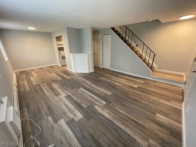 1935 Brookside Dr - Photo 2 of 9
