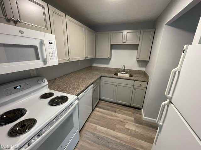 1935 Brookside Dr - Photo 4 of 9