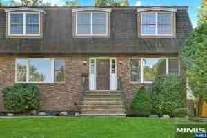 featured image of 60 Gordon Ave #B