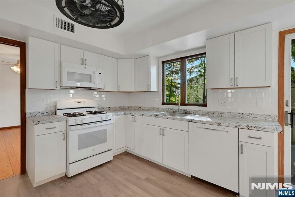 60 Gordon Ave #B - Photo 7 of 24