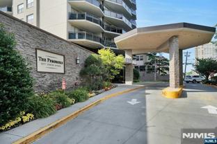 2077 Center Ave #7E - Photo 1 of 1