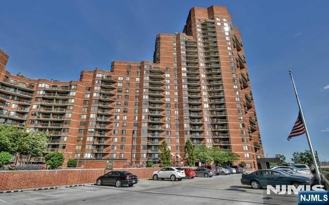 216 Harmon Cove Tower - Photo 1 of 1