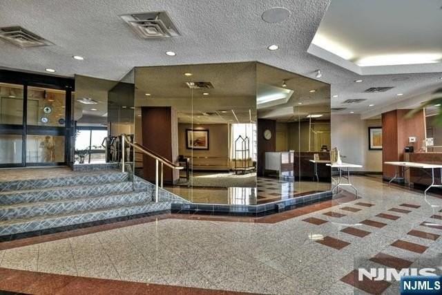 216 Harmon Cove Tower - Photo 2 of 20