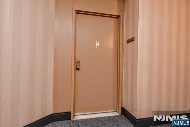 216 Harmon Cove Tower - Photo 3 of 20