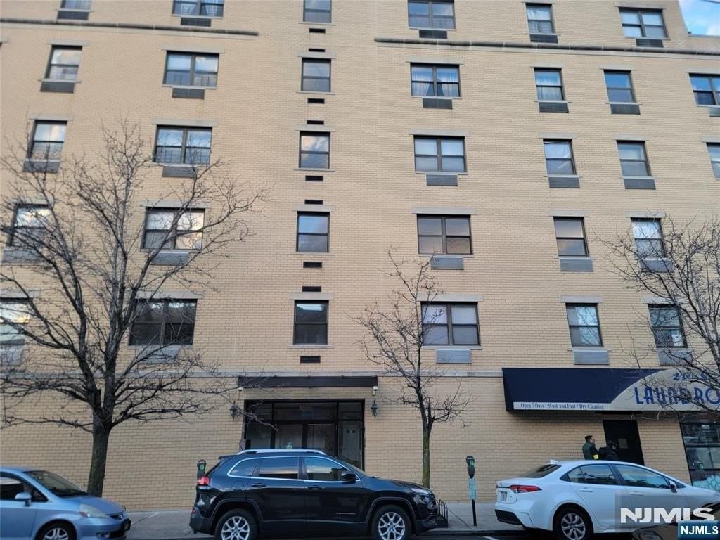 2401 Bergenline Ave #6C - Photo 2 of 20