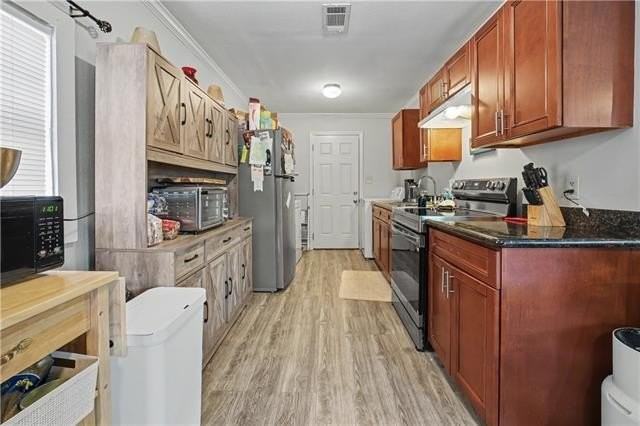 5823 Debore Dr - Photo 4 of 27
