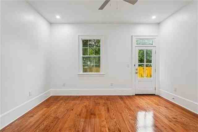 1423 Spain St - Photo 6 of 16