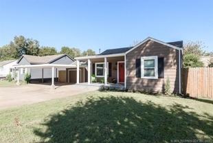 1123 E 38th Pl - Photo 1 of 1