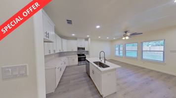 featured image of 1009 Dubois St
