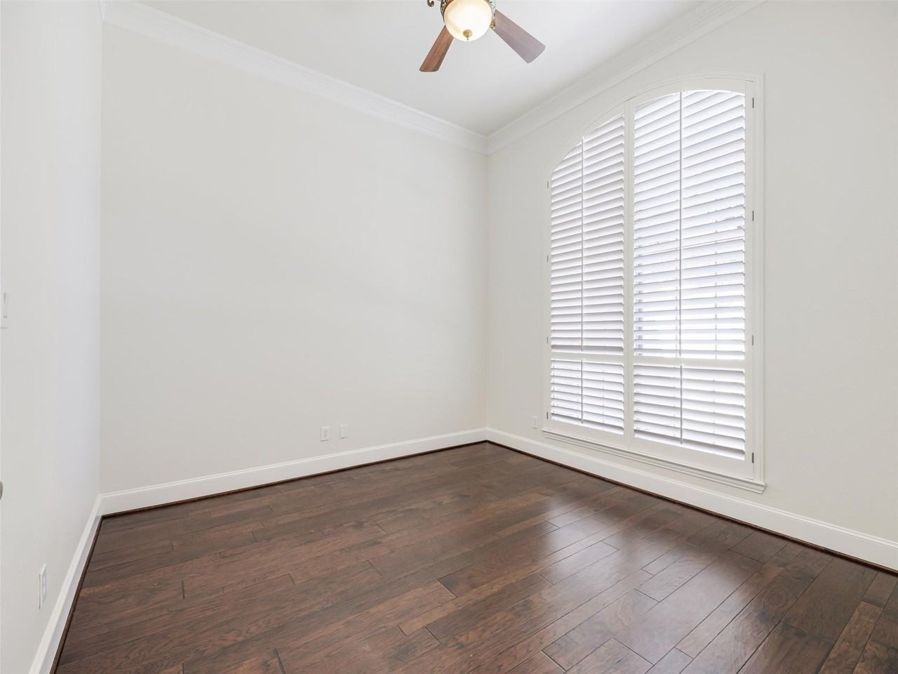 800 Camden Way - Photo 4 of 25