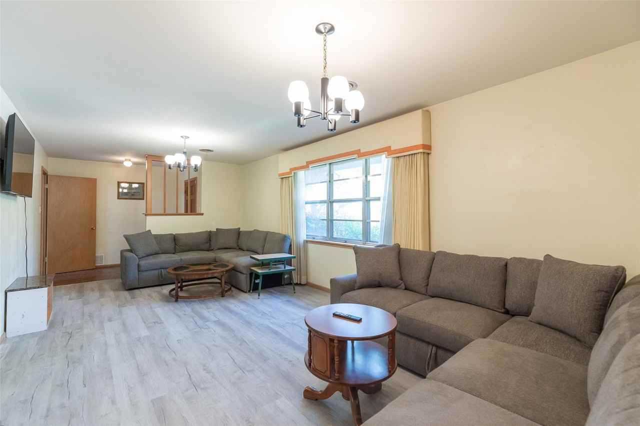 2609 Madison Ave - Photo 2 of 40