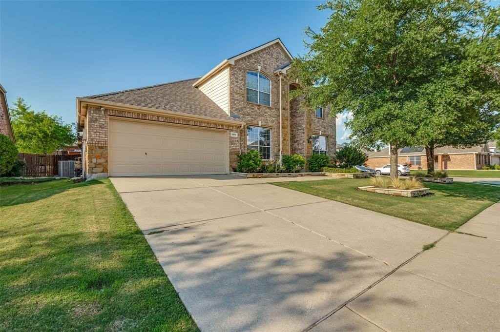 2641 Tradewinds Dr - Photo 4 of 14