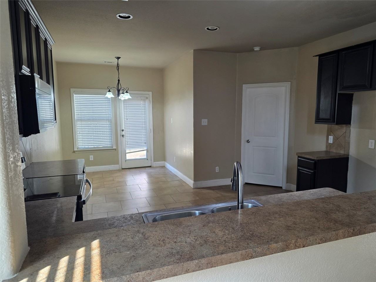 5848 Burgundy Rose Dr - Photo 6 of 14