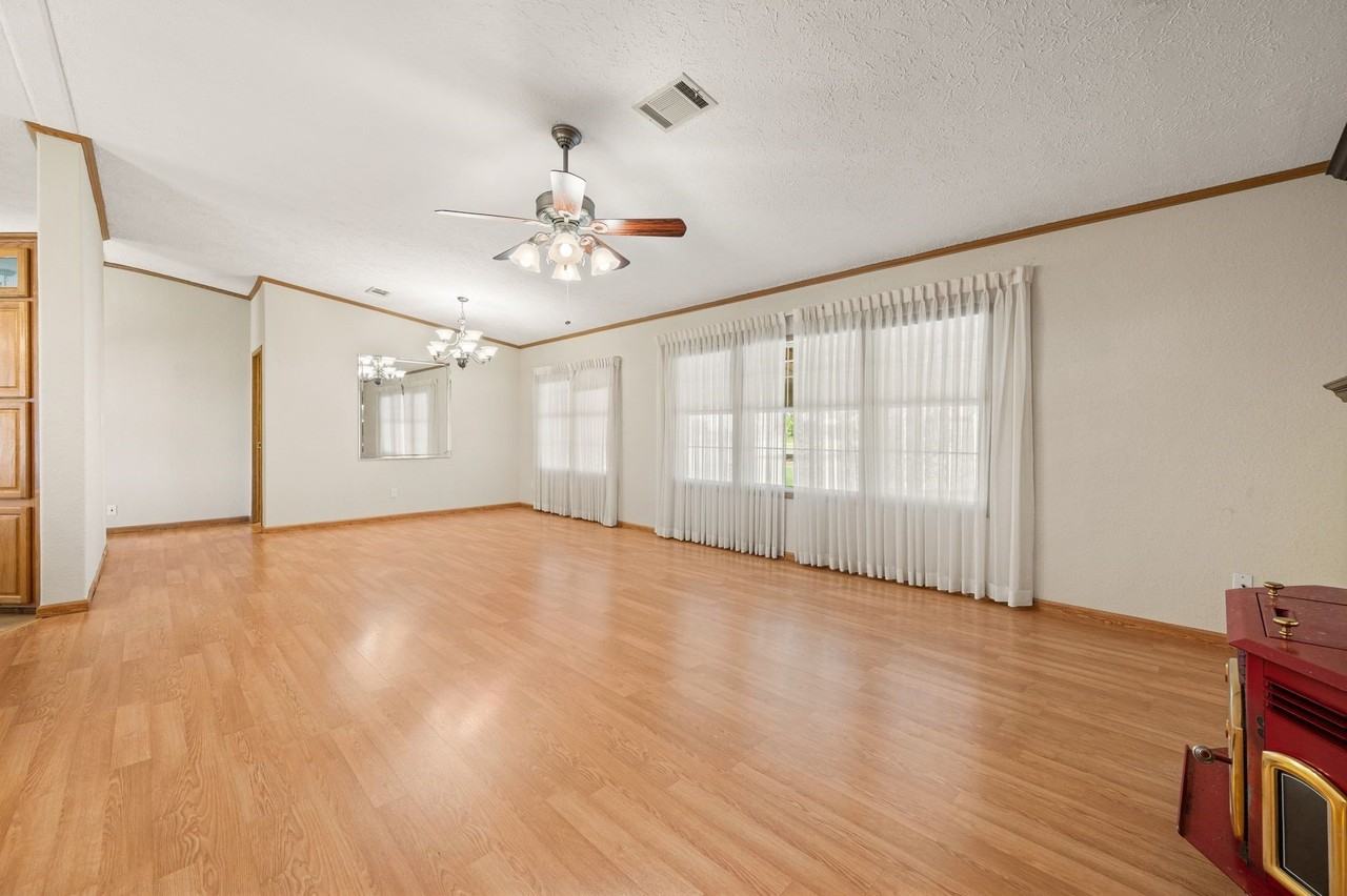4103 Tolar Hwy - Photo 2 of 17
