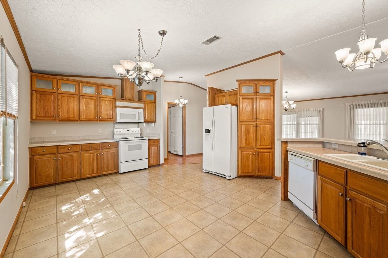 4103 Tolar Hwy - Photo 6 of 17