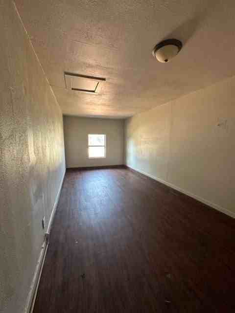 5458 Encino Rd - Photo 6 of 11