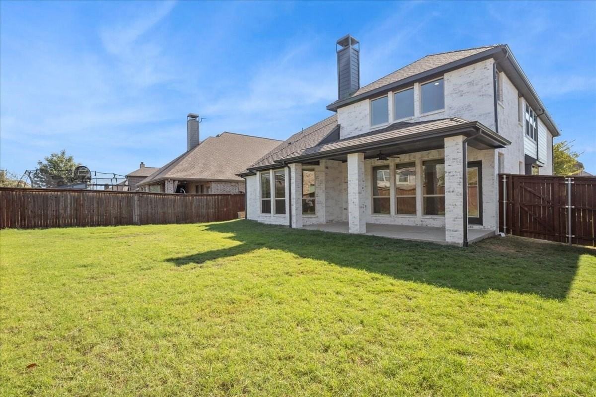 3621 Wagon Wheel Way - Photo 5 of 34