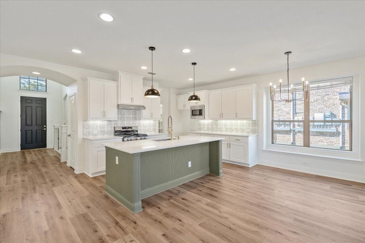 3621 Wagon Wheel Way - Photo 6 of 34