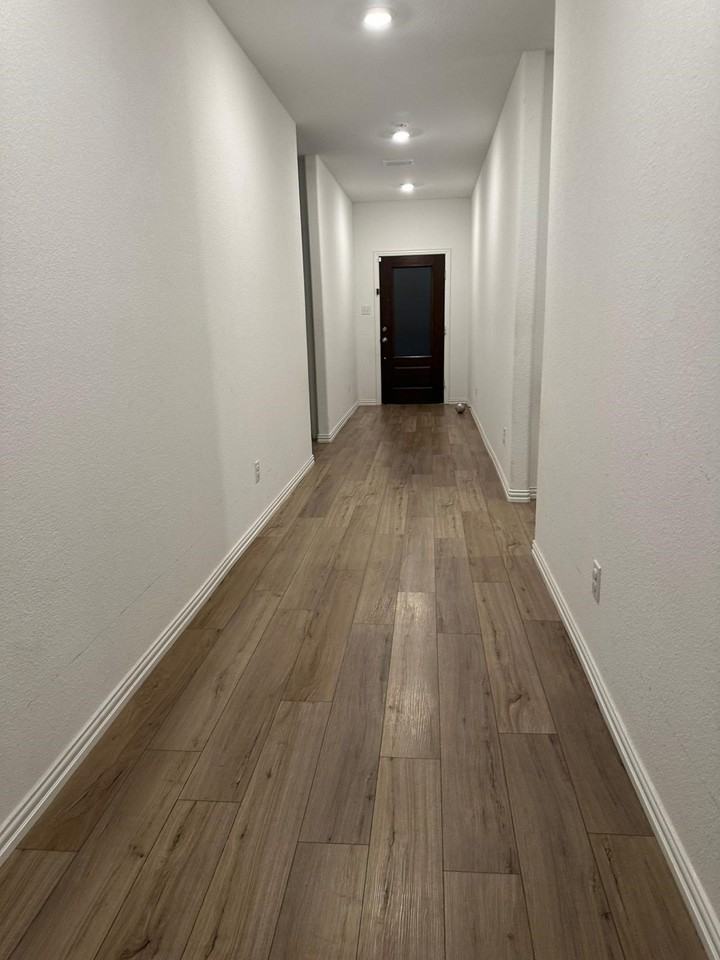 3505 Triumph Dr - Photo 3 of 25