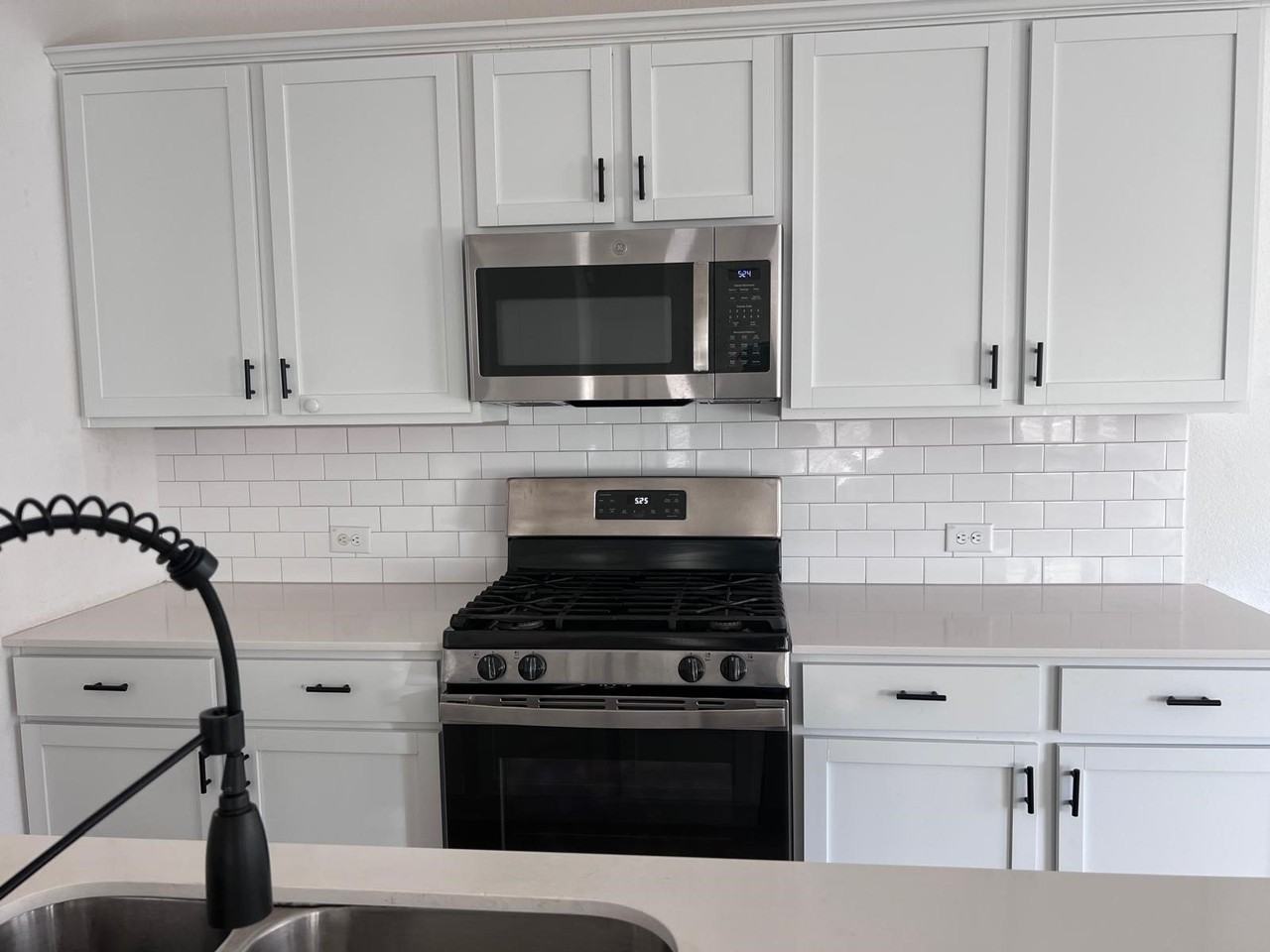 3505 Triumph Dr - Photo 6 of 25