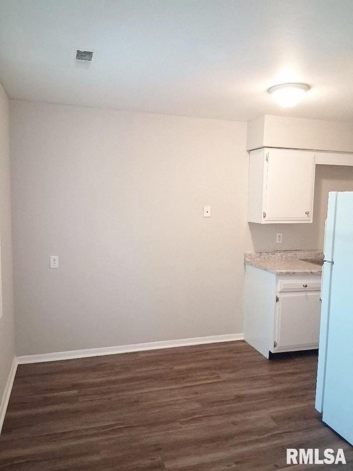 1514 N Pierson Ave #A - Photo 4 of 9