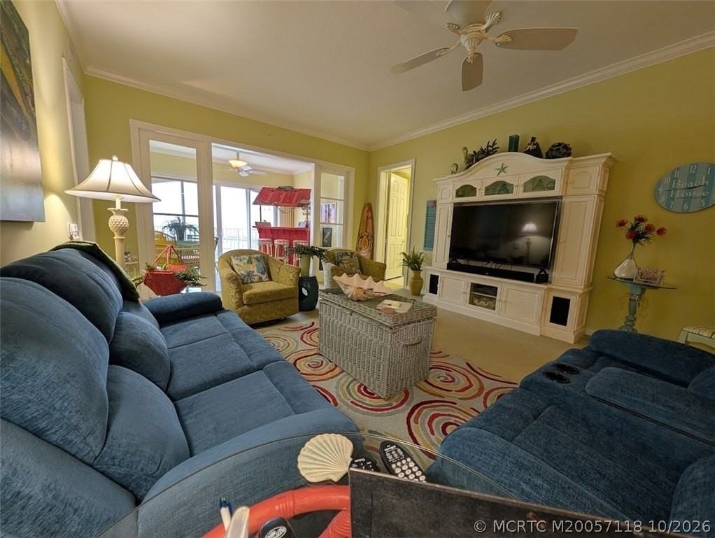 11 Harbour Isle Dr W #1 - Photo 3 of 17