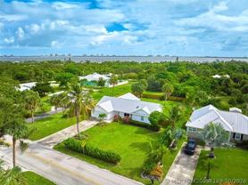 4811 Ne Savannah Rd - Photo 1 of 1