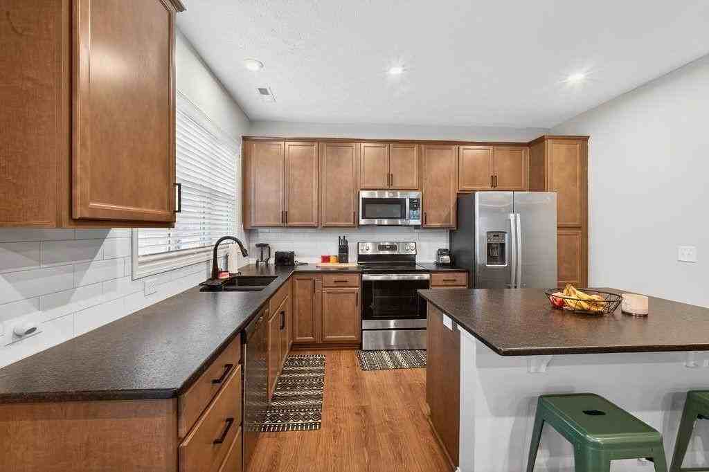 2996 Norland St - Photo 5 of 14