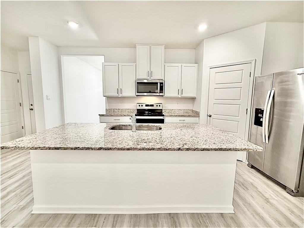 42429 Landing View Rd - Photo 3 of 41
