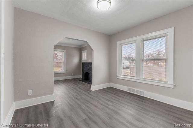 16508 Turner St - Photo 7 of 27