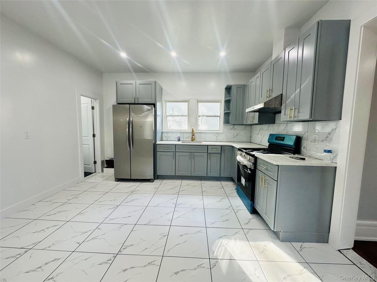 26 Marshall St Unit 1 - Photo 2 of 14