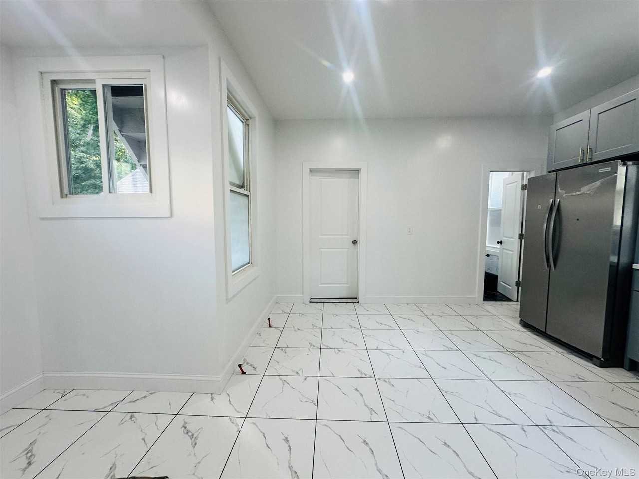 26 Marshall St Unit 1 - Photo 5 of 14