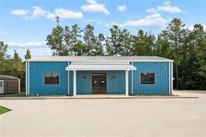 featured image of 106 Hayden Oaks Dr