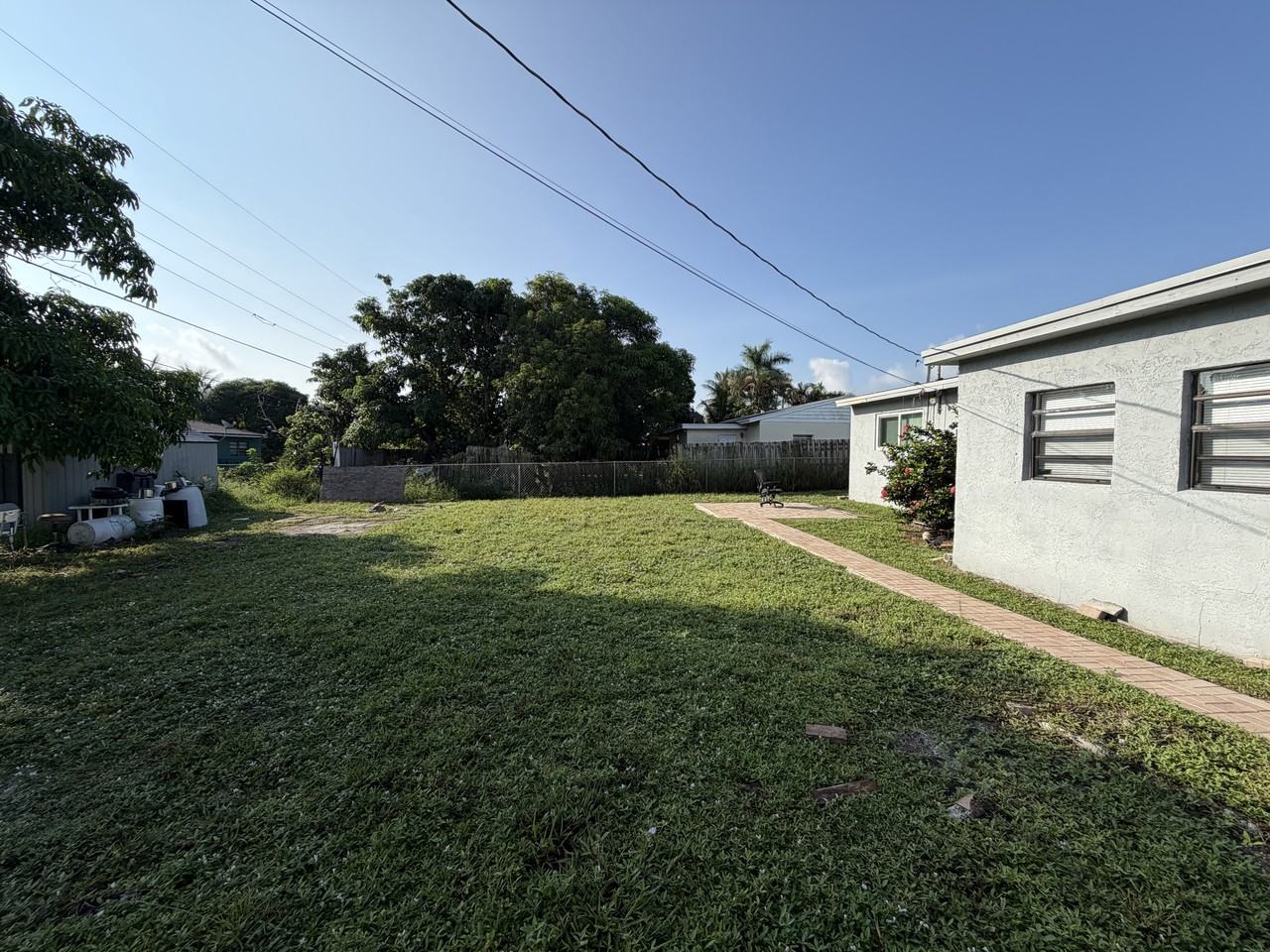 1526 Ne 1st Ct - Photo 6 of 34