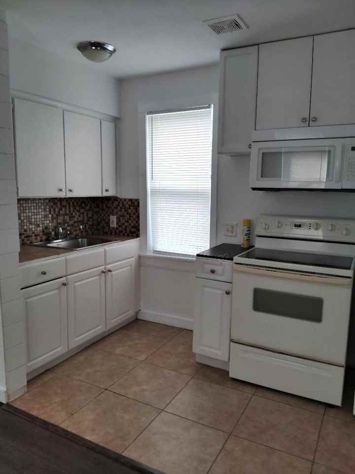 1831 Juno Rd #C - Photo 4 of 8