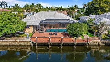 featured image of 5307 Ne 32nd Ave